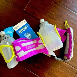 Never used camel pack runners H2O belt